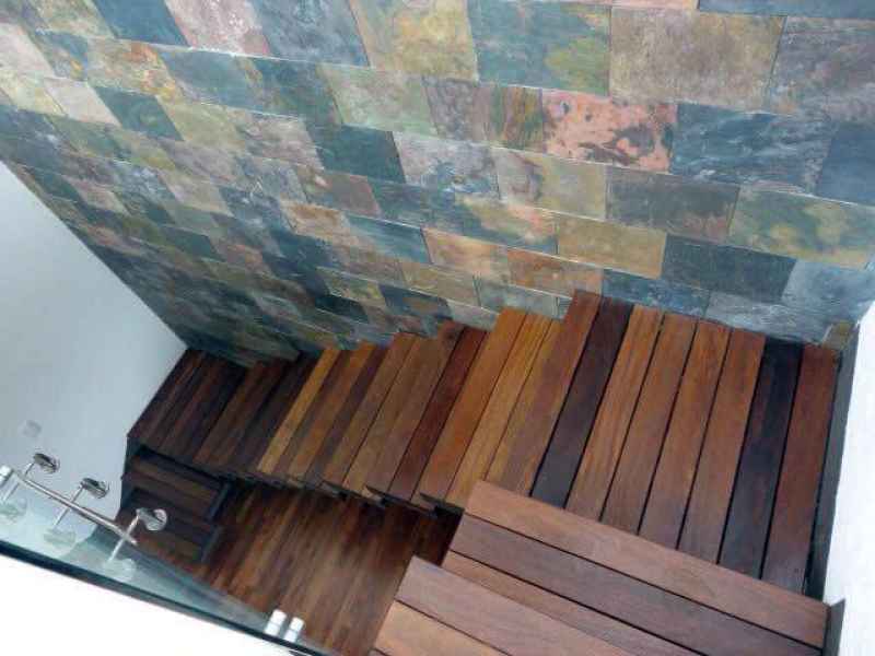 Colocación Escaleras de Madera